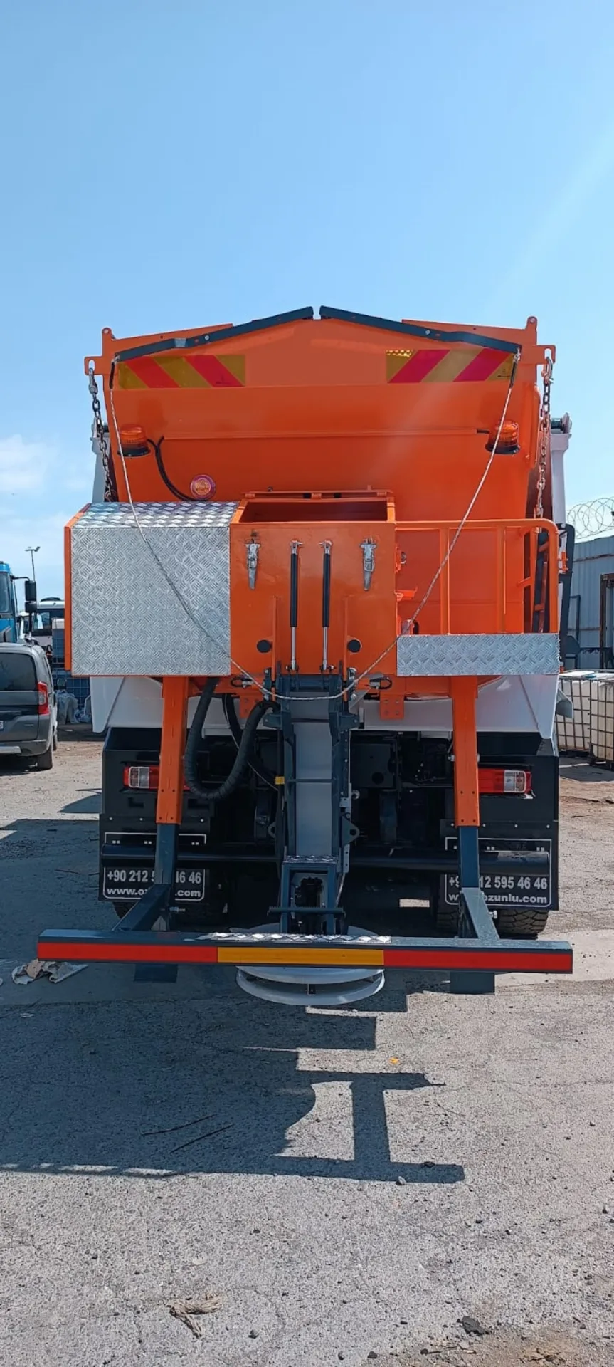 Pickup and Light Truck Front Salt Spreader — 6
