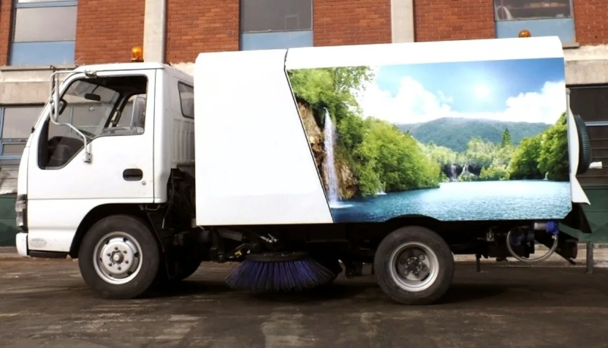 Vacuum-type road sweeping machines — 2