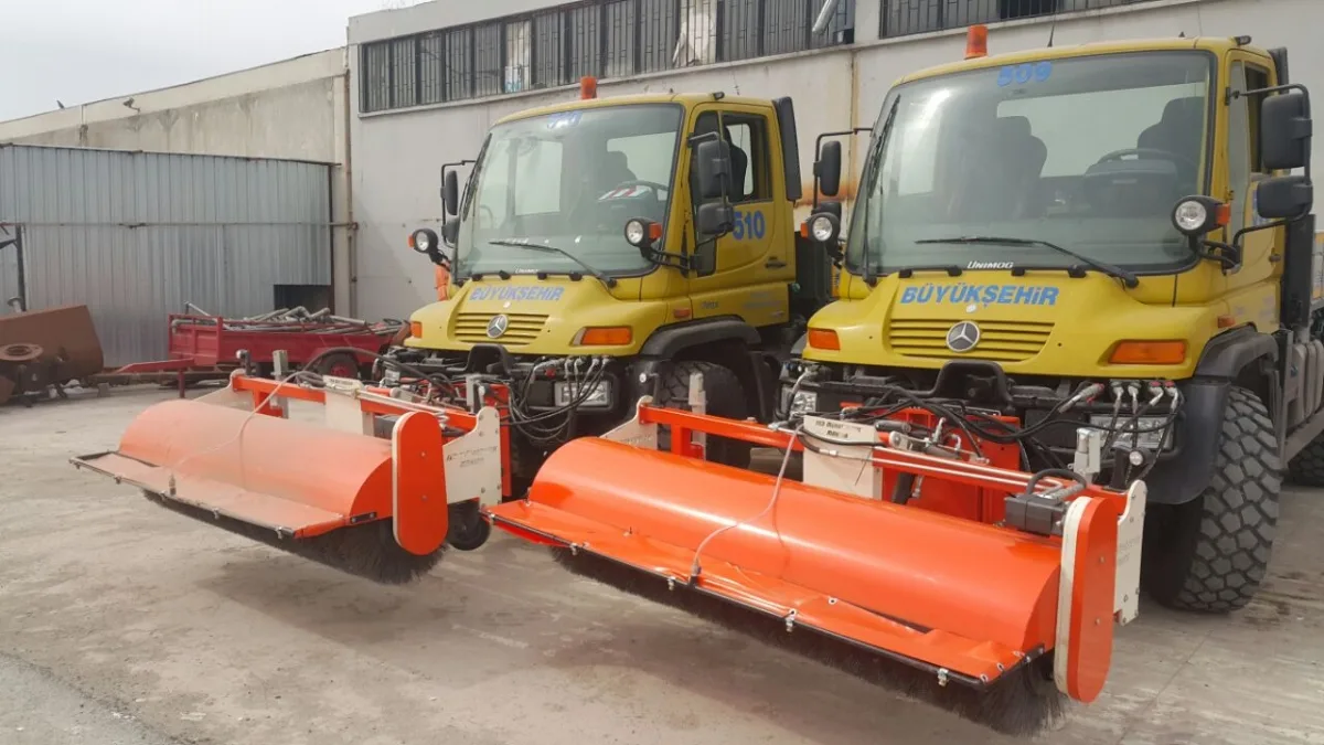 Truck and Pickup Front Broom — 4