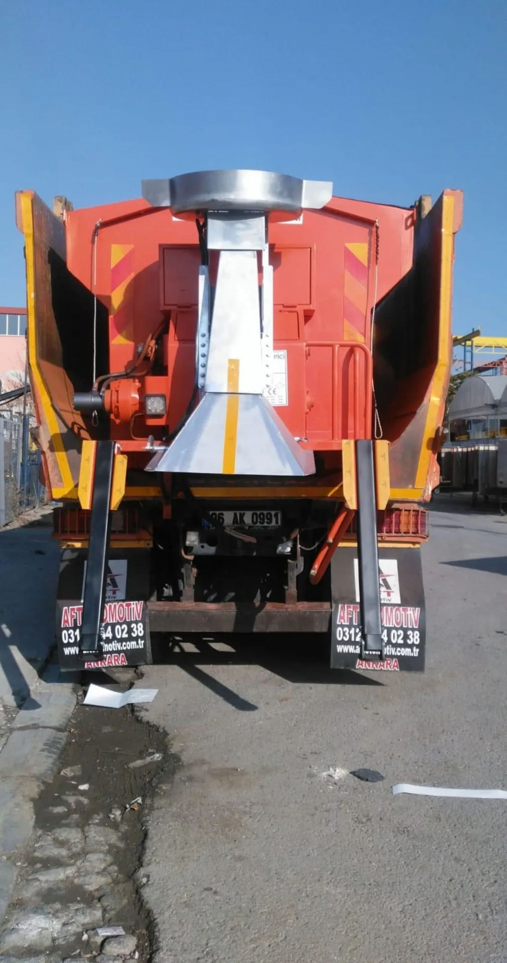 Kamyon Üzeri Tuz Serici — 3